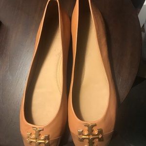 Tory Burch Leather Ballet Flats. Excellent condition like new worn once. Size 10